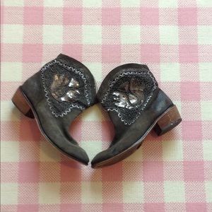 Gray Suede Sequins Cowboy Short Boots